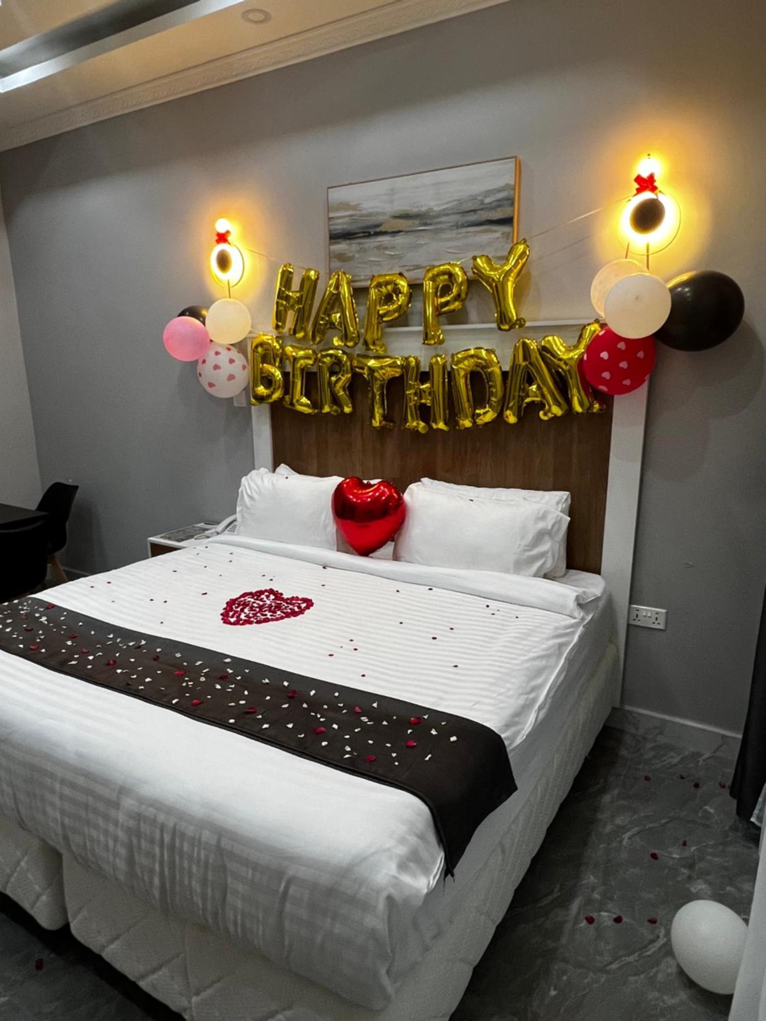 לוסקה Newday Lodge Apartments מראה חיצוני תמונה